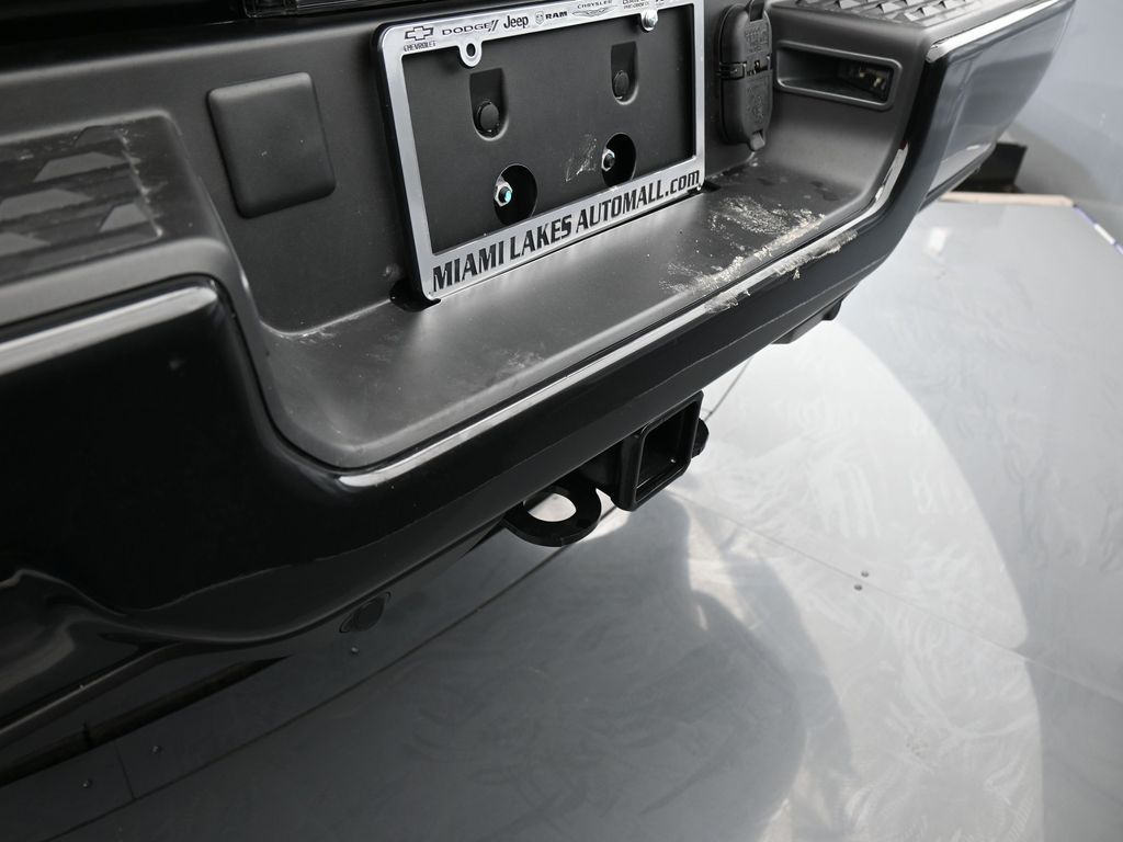 New 2026 Diamond Black Crystal Pearlcoat Ram Laramie image 43