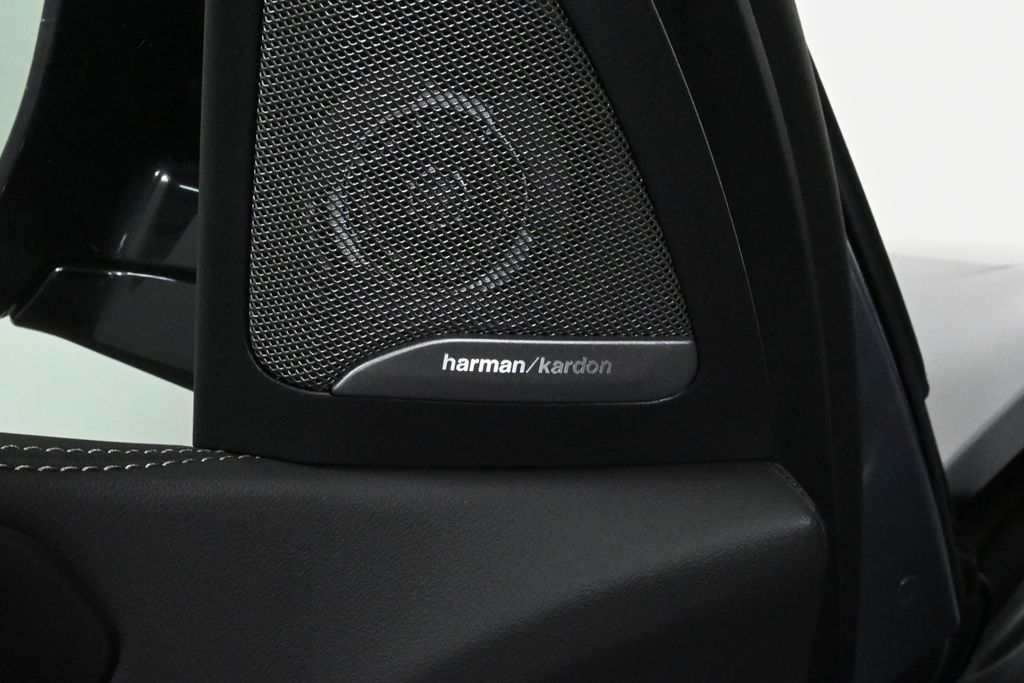 Thumbnail: 2026 BMW X5 - 30