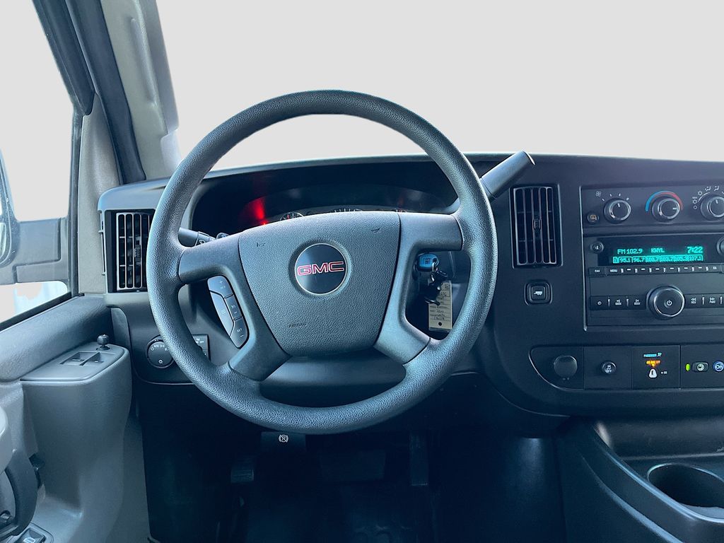 2024 GMC Savana Cargo Work Van - Photo 21