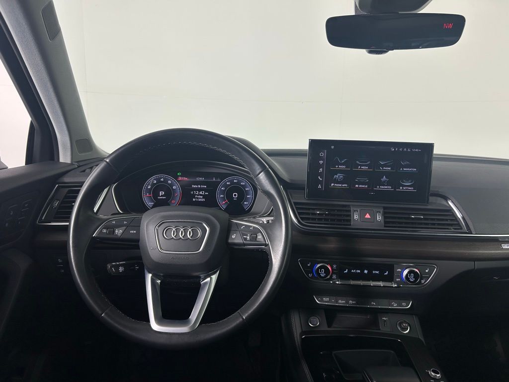 Thumbnail: 2023 Audi Q5 - 20