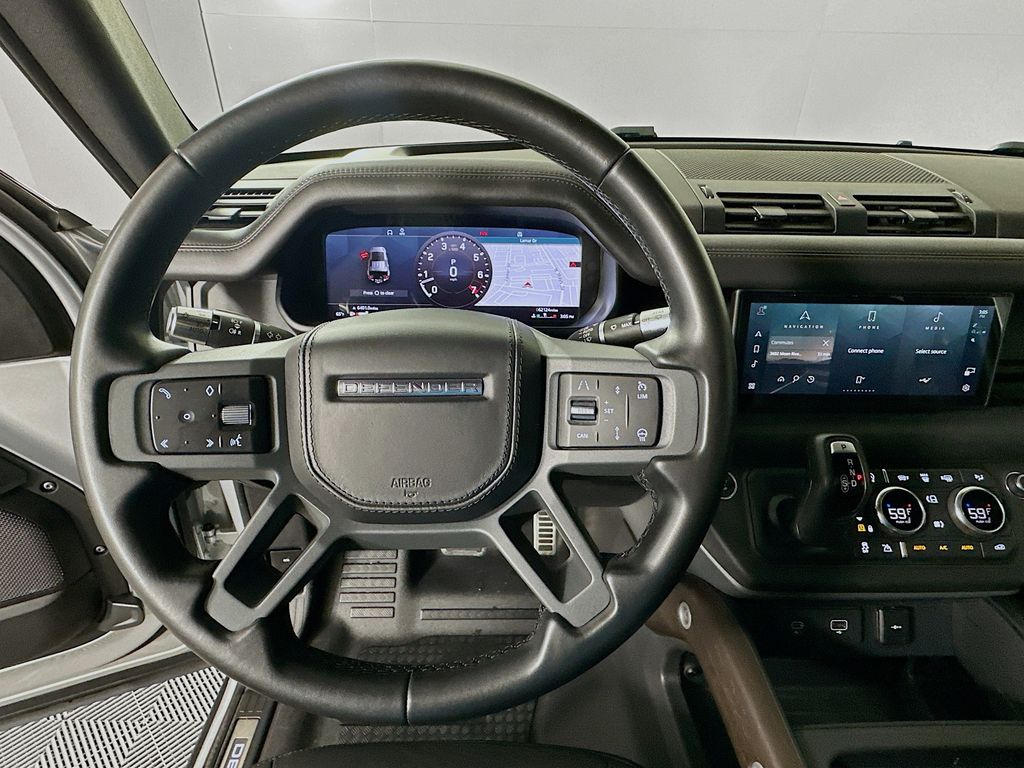 Thumbnail: 2020 Land Rover Defender - 11