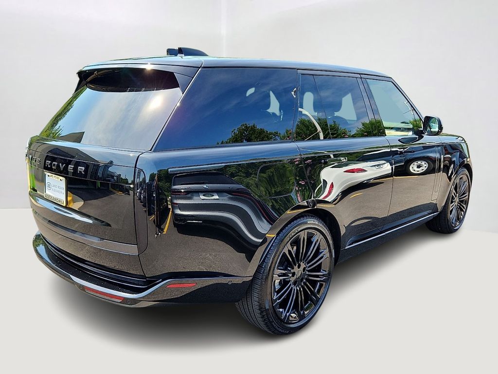 Thumbnail: 2026 Land Rover Range Rover - 3