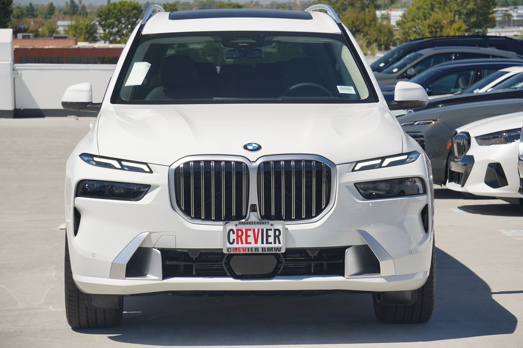 Thumbnail: 2026 BMW X7 - 2