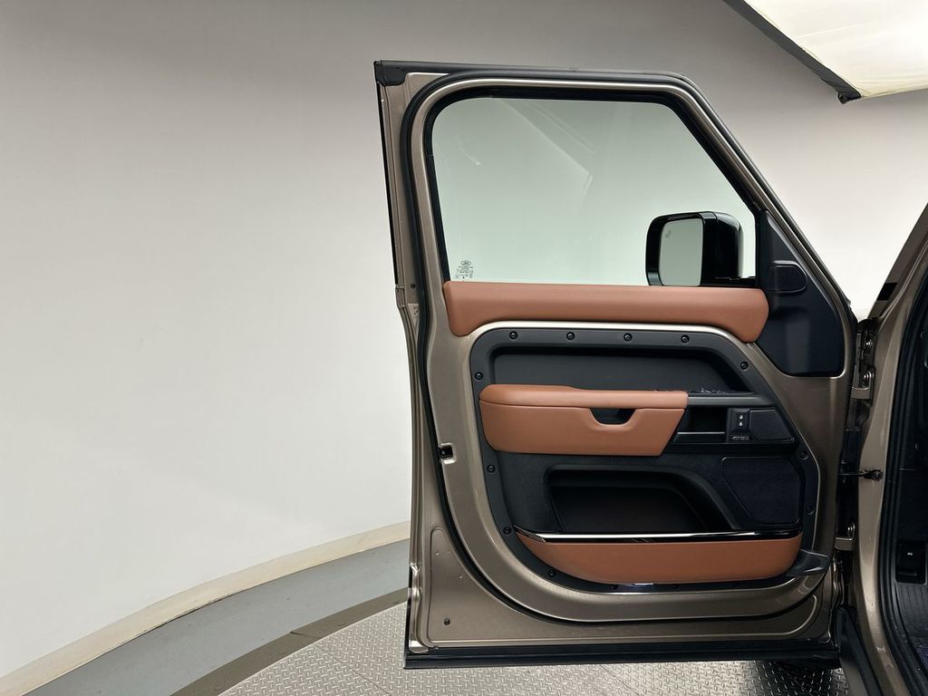 Thumbnail: 2026 Land Rover Defender - 21
