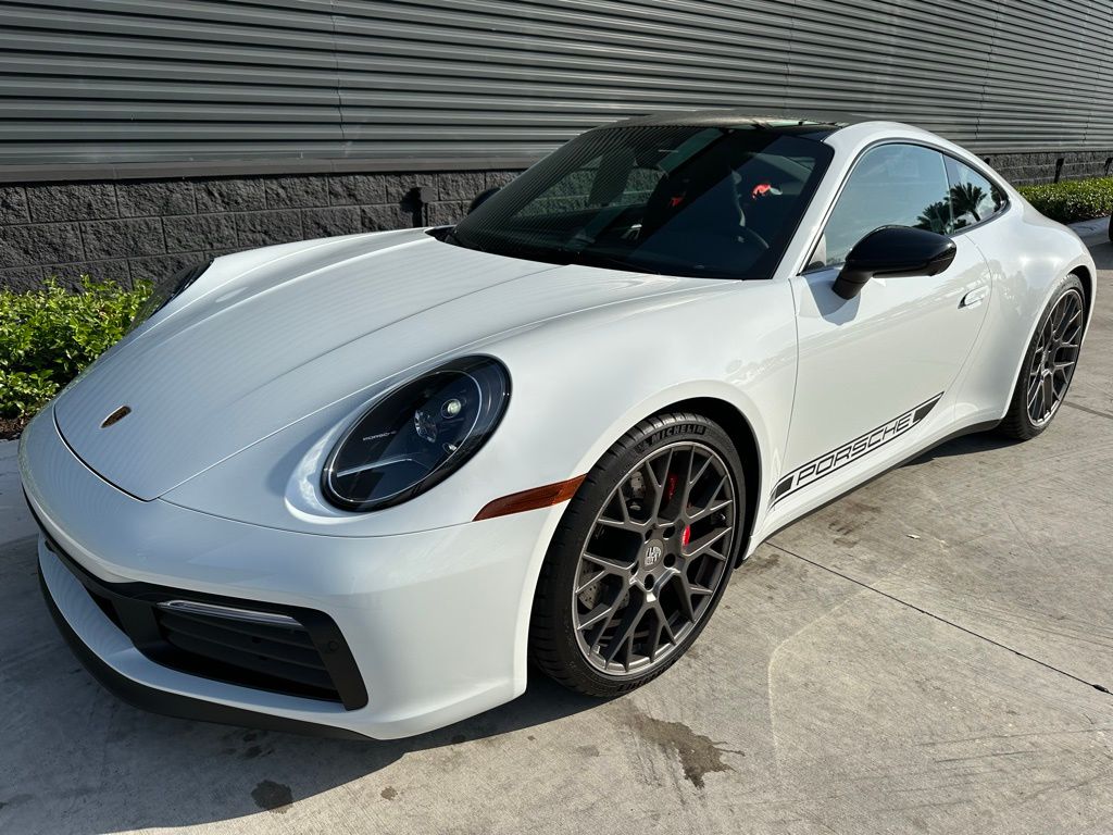 2024 Porsche 911 Carrera S 6