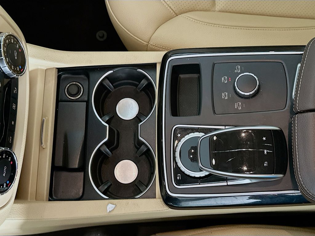 Thumbnail: 2018 Mercedes-Benz GLE - 17