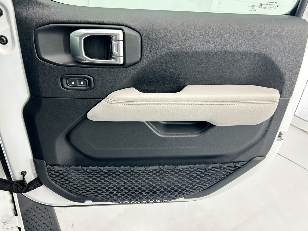 Thumbnail: 2023 Jeep Wrangler - 24