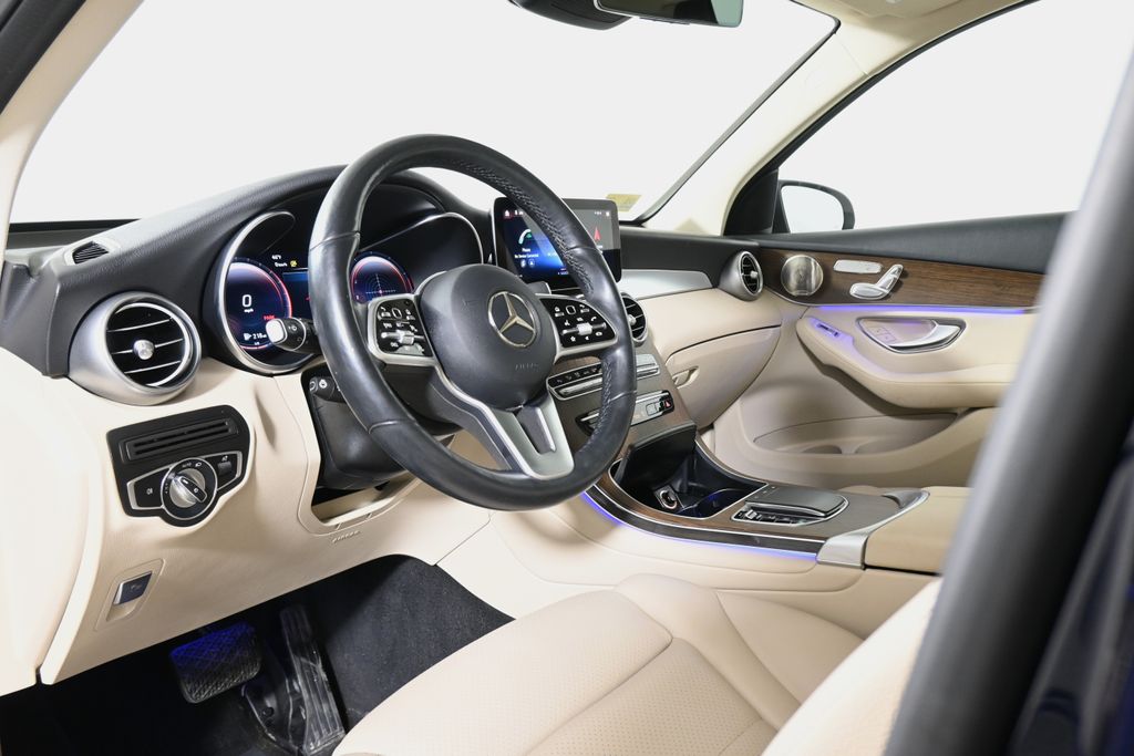 Thumbnail: 2021 Mercedes-Benz GLC - 13