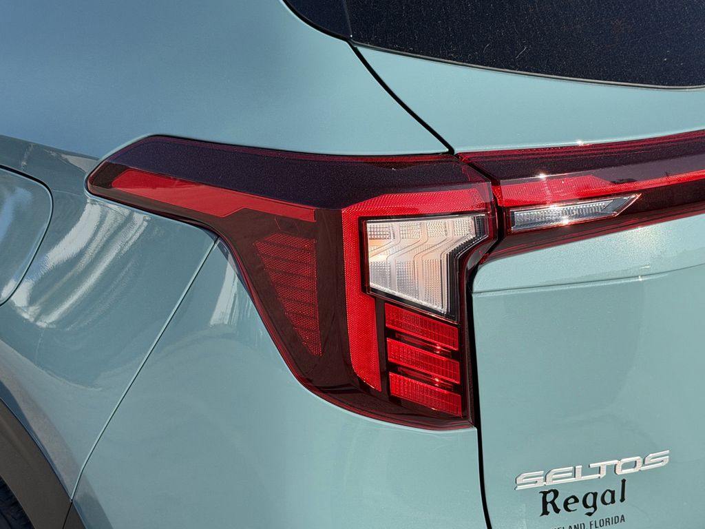 new 2026 Kia Seltos car, priced at $24,323