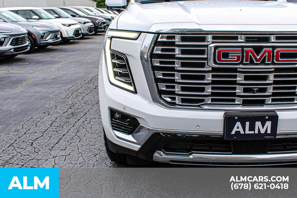 Used 2025 White GMC Denali image 12