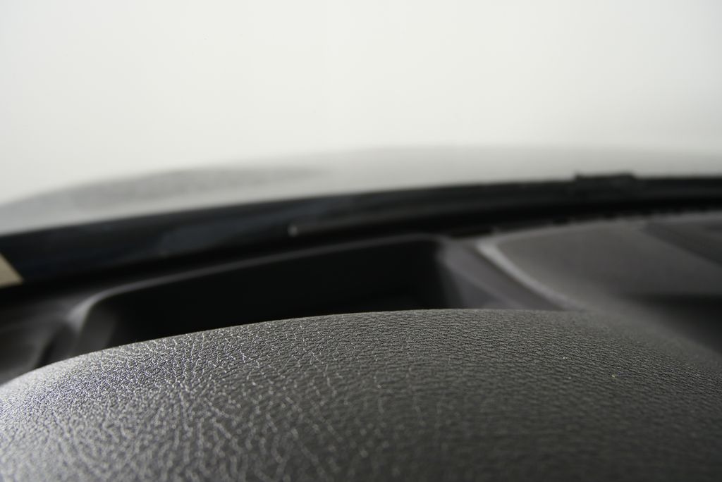 Thumbnail: 2017 BMW 3 Series - 22