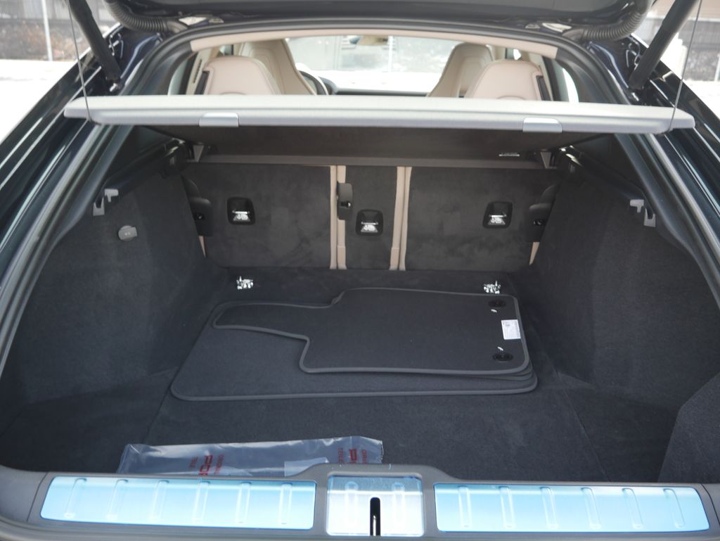 Thumbnail: 2026 Porsche Panamera - 24