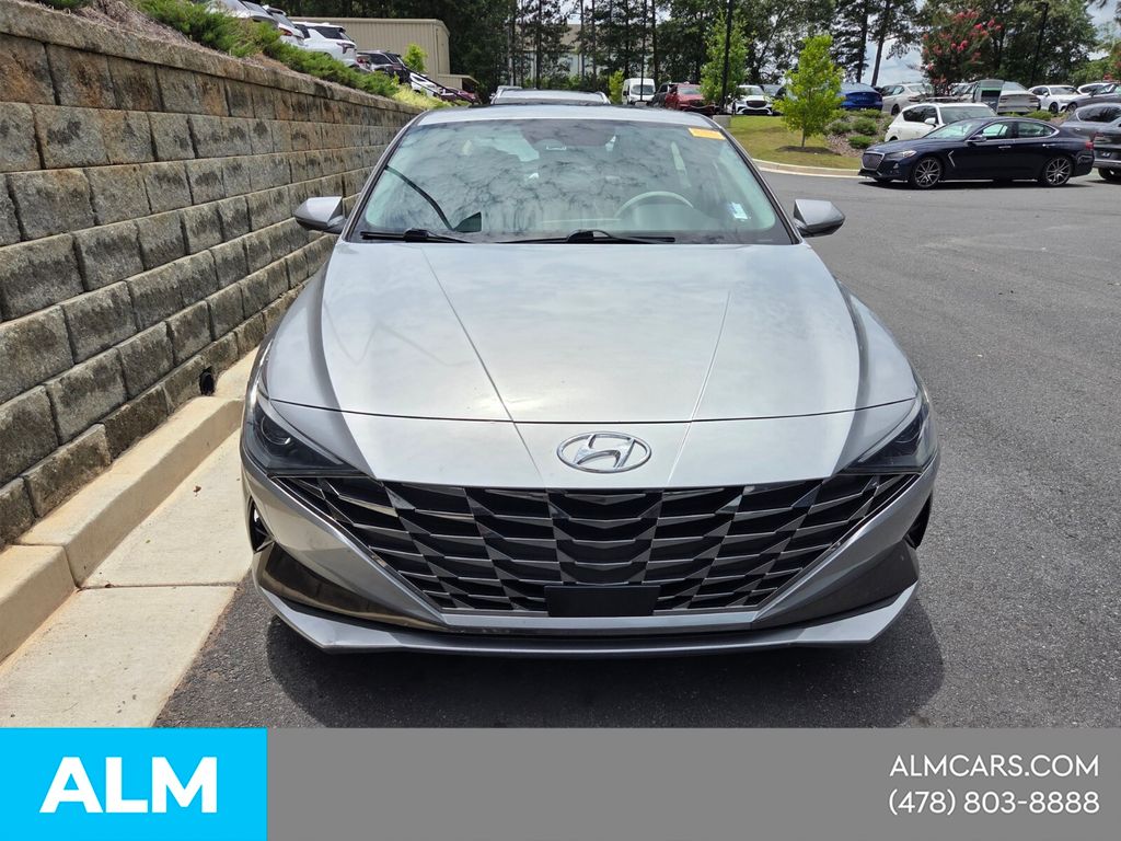 Used 2021 Silver Hyundai SEL image 13