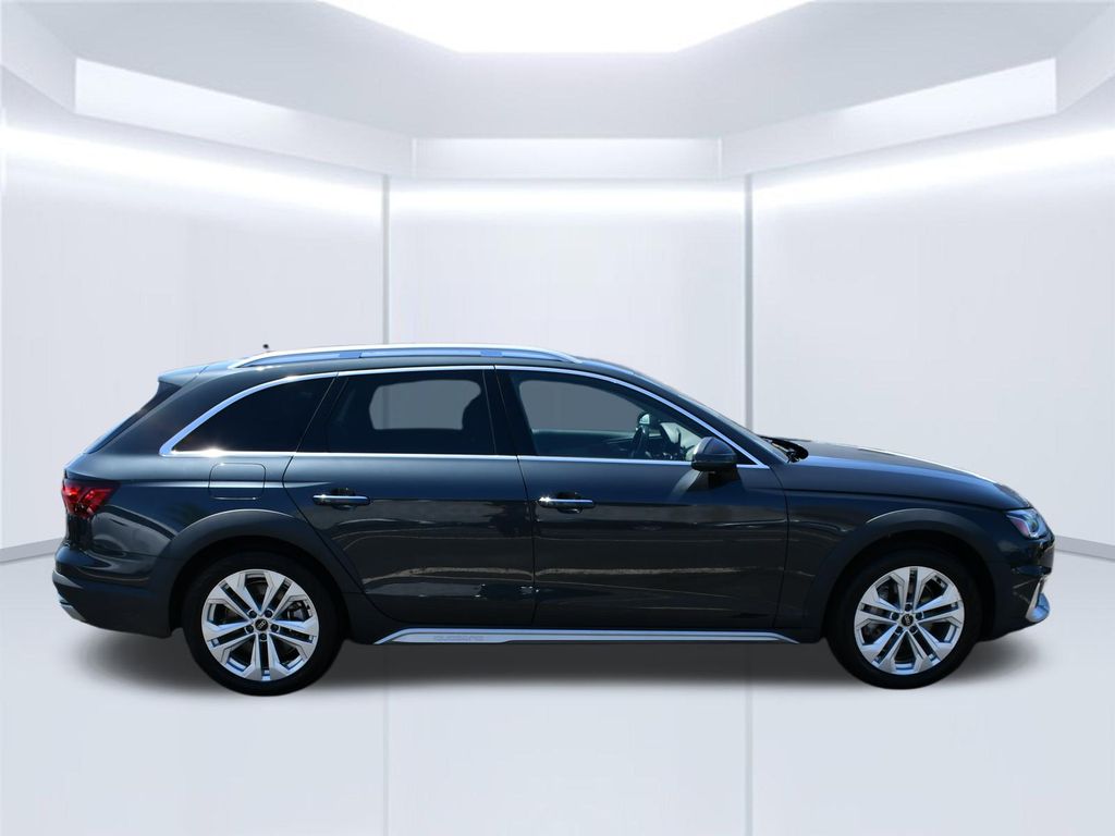 Thumbnail: 2023 Audi A4 - 11