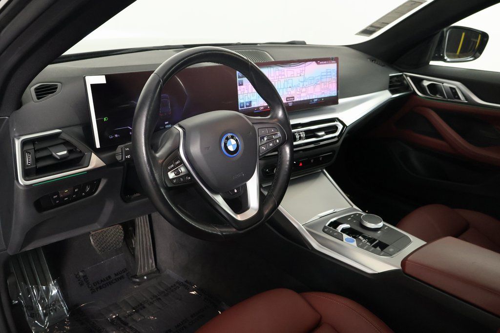 Thumbnail: 2023 BMW i4 - 7