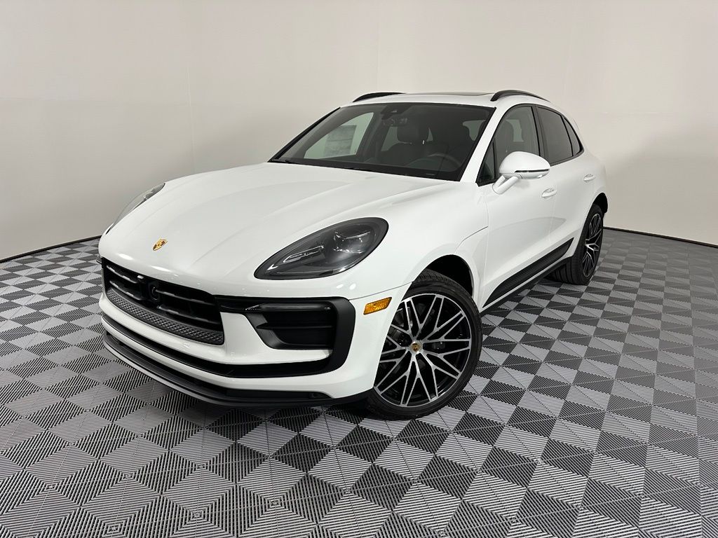 Thumbnail: 2026 Porsche Macan - 1
