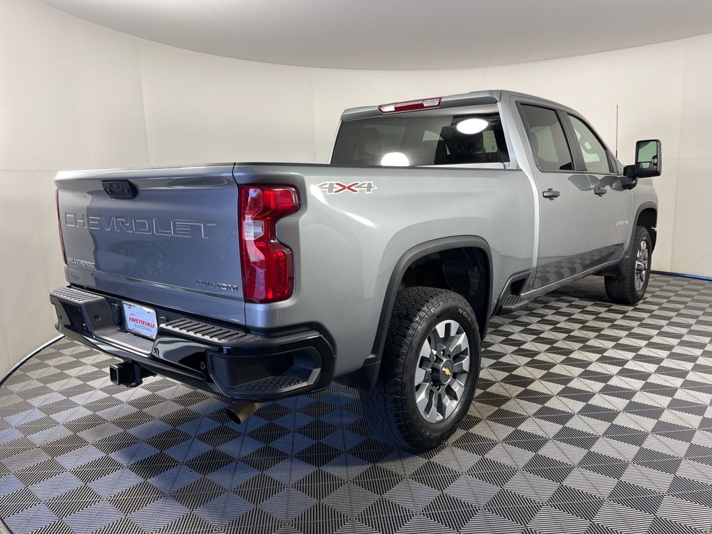 Thumbnail: 2025 Chevrolet Silverado 2500 - 16