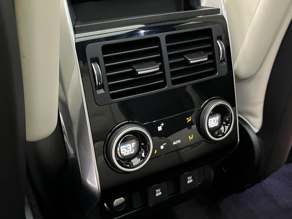 Thumbnail: 2018 Land Rover Range Rover Sport - 28