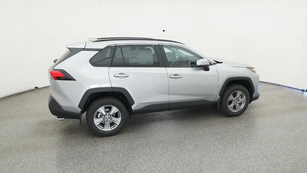 Thumbnail: 2025 Toyota RAV4 - 7