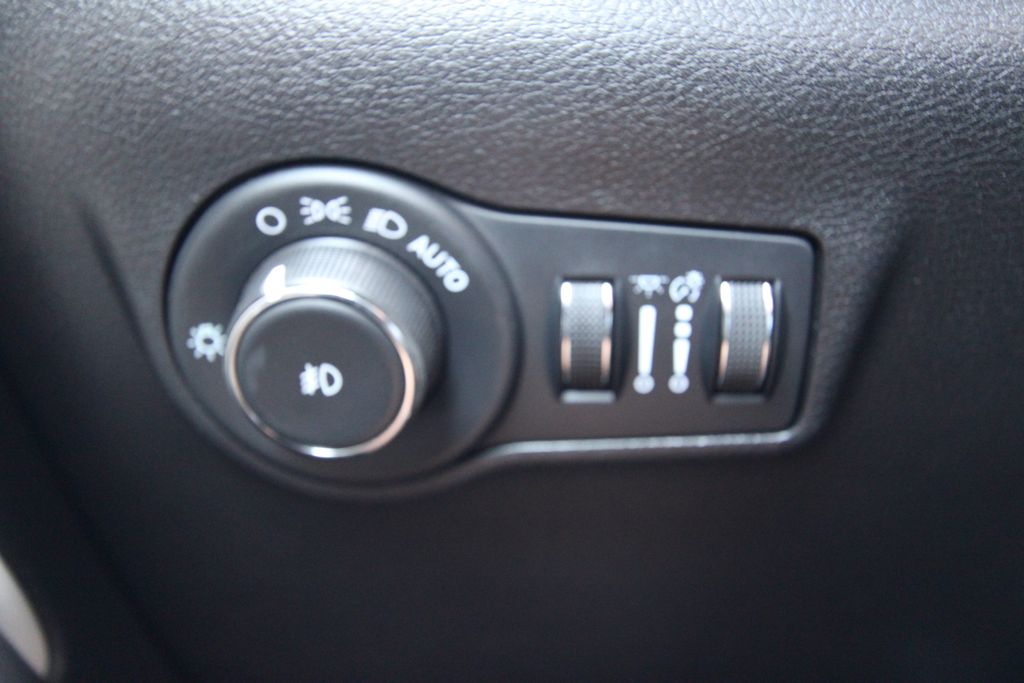 Used 2023 Jeep Compass SUV