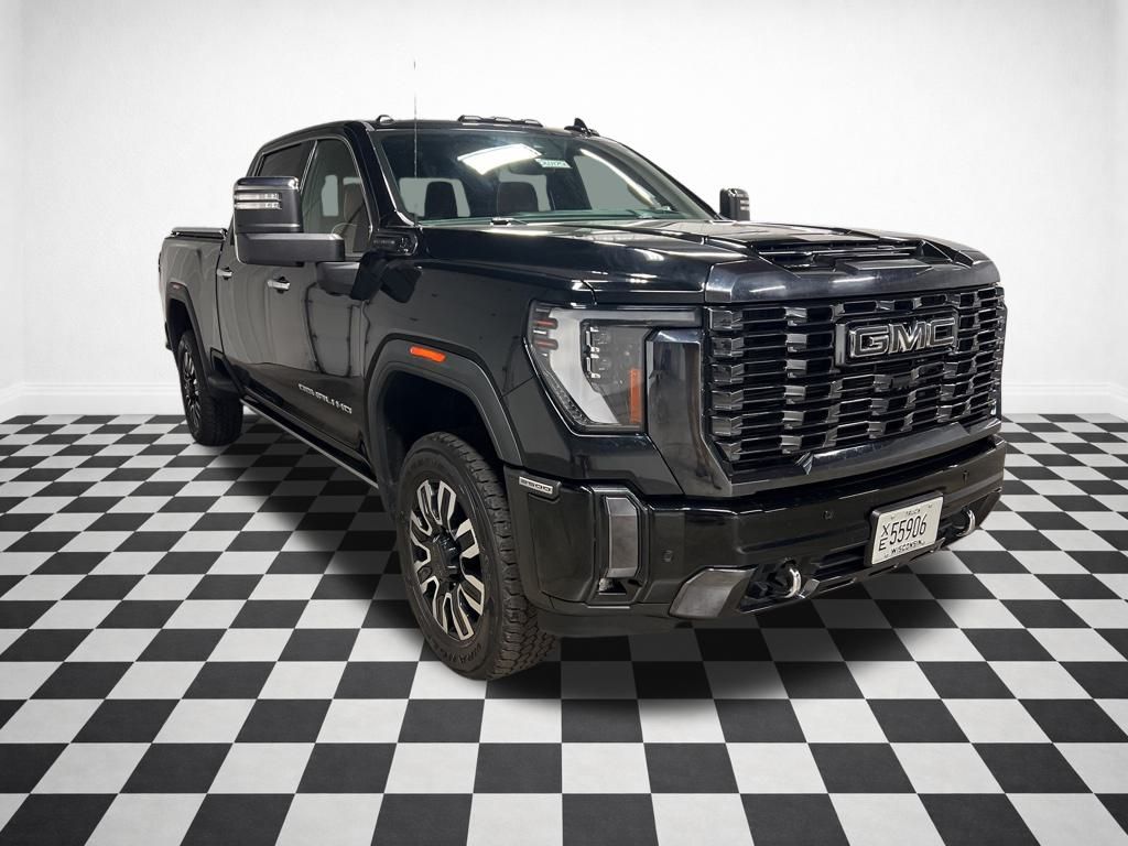 2024 GMC Sierra 2500HD Denali Ultimate Crew Cab 4WD