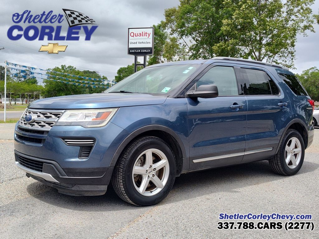 Blue Metallic 2018 Ford Explorer XLT SUV / Crossover Front-Wheel Drive 6-Speed Automatic