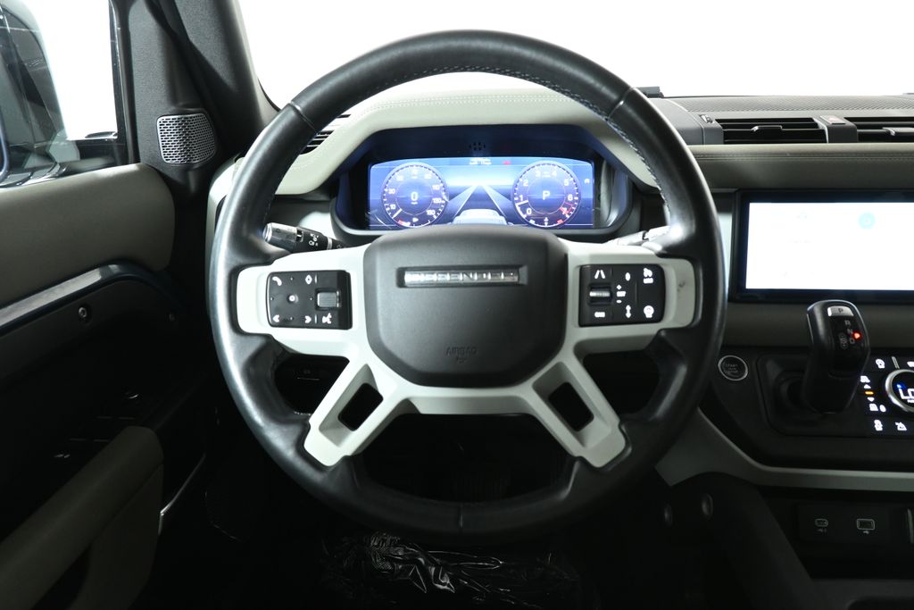 Thumbnail: 2020 Land Rover Defender - 16