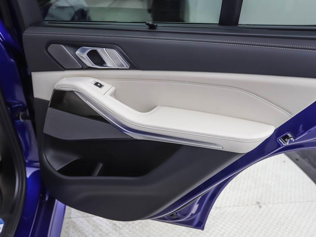 Thumbnail: 2026 BMW X5 - 24