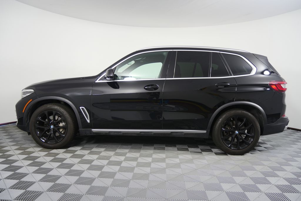 Thumbnail: 2023 BMW X5 - 6