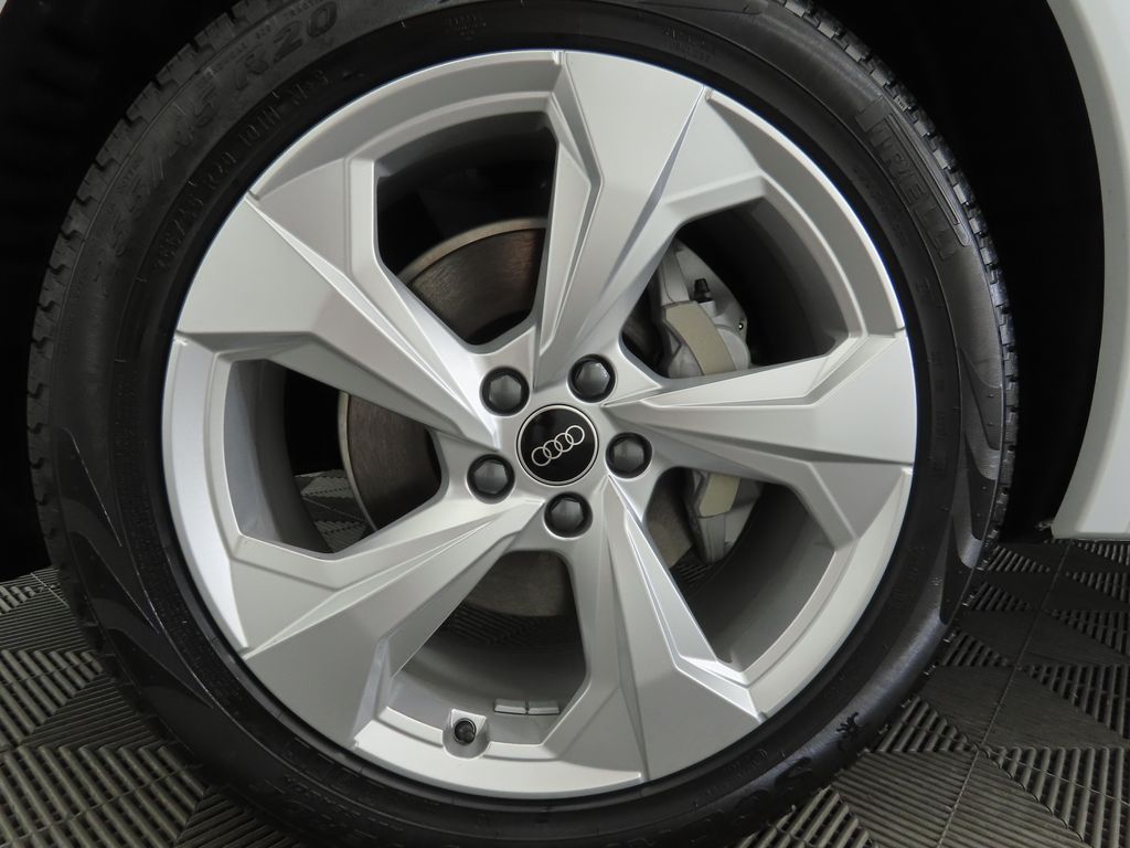 2025 Audi Q5  30