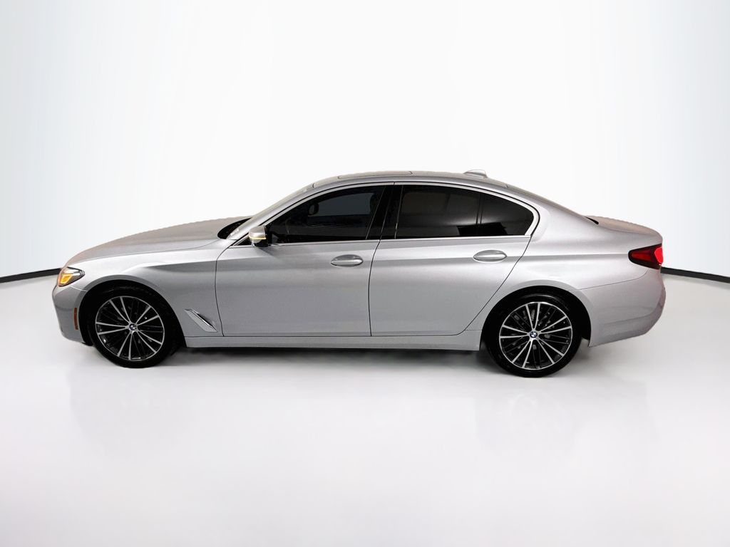 Thumbnail: 2021 BMW 5 Series - 8