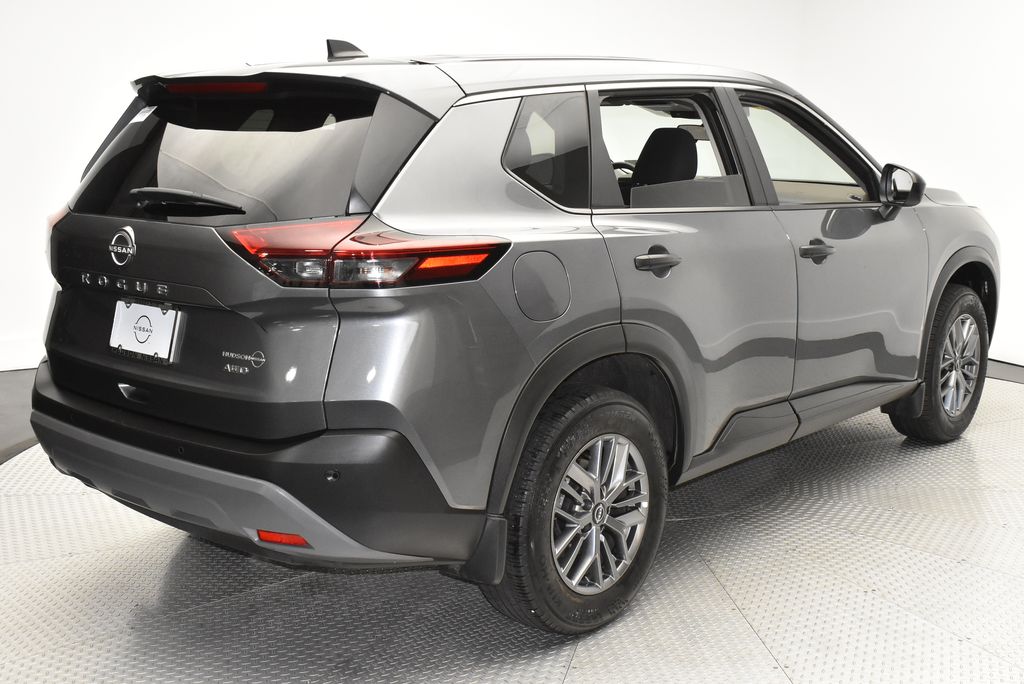 Thumbnail: 2023 Nissan Rogue - 5