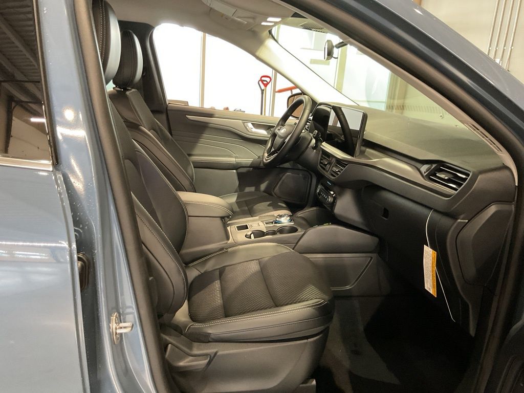 New 2026 Blue Ford Base image 22