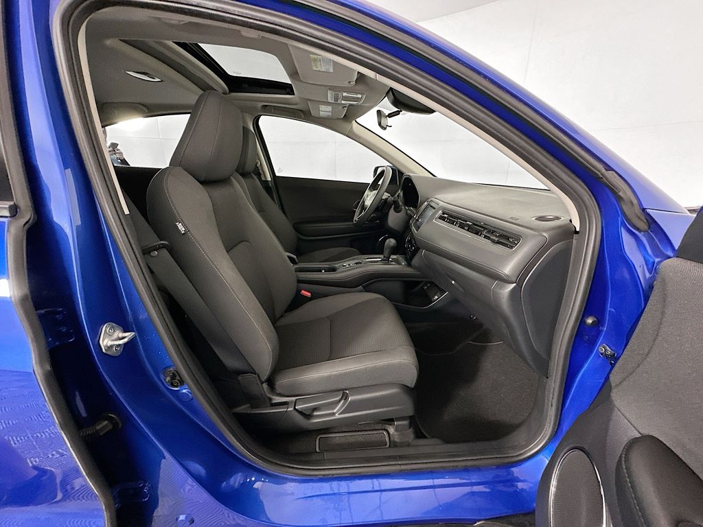 Thumbnail: 2022 Honda HR-V - 27