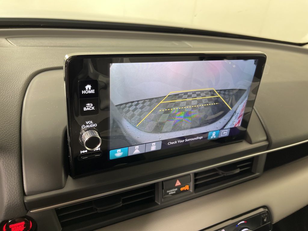 2025 Honda Pilot Touring 32