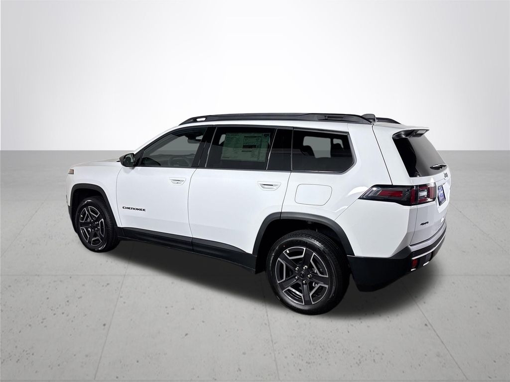 2026 Jeep Cherokee Laredo
