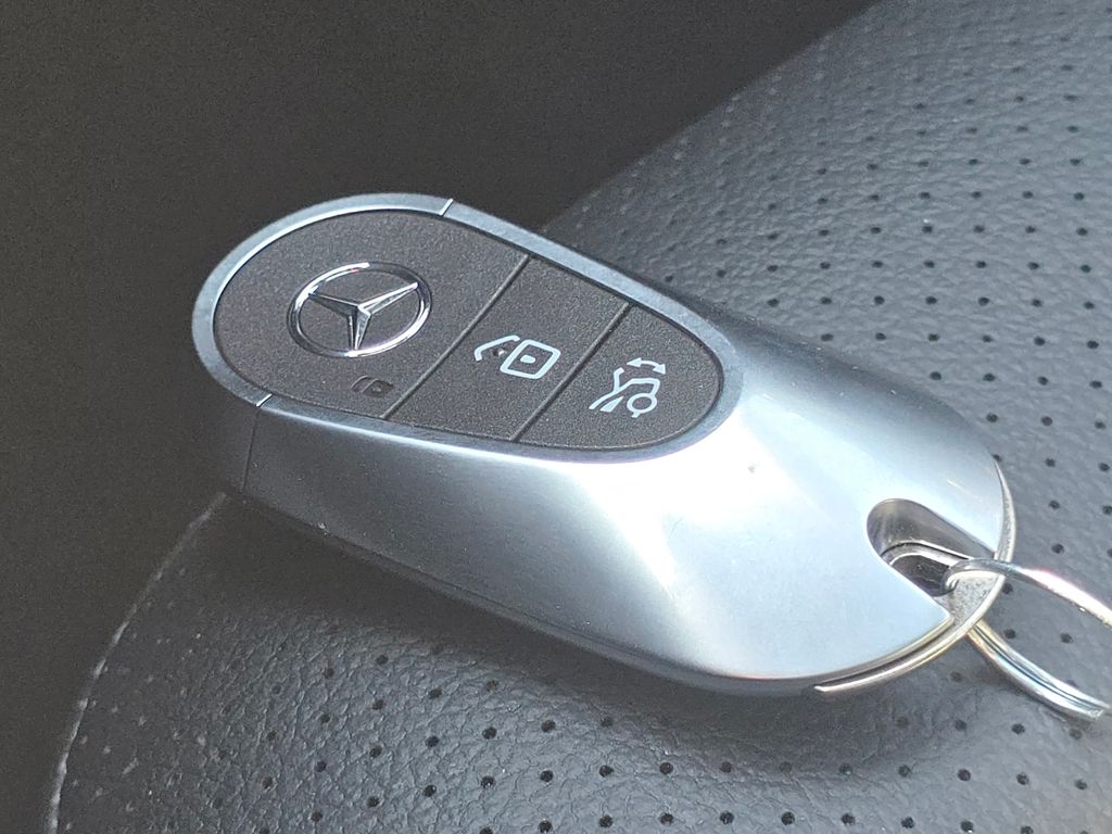 Certified Used 2026 Black Mercedes-Benz GLC 300 image 37