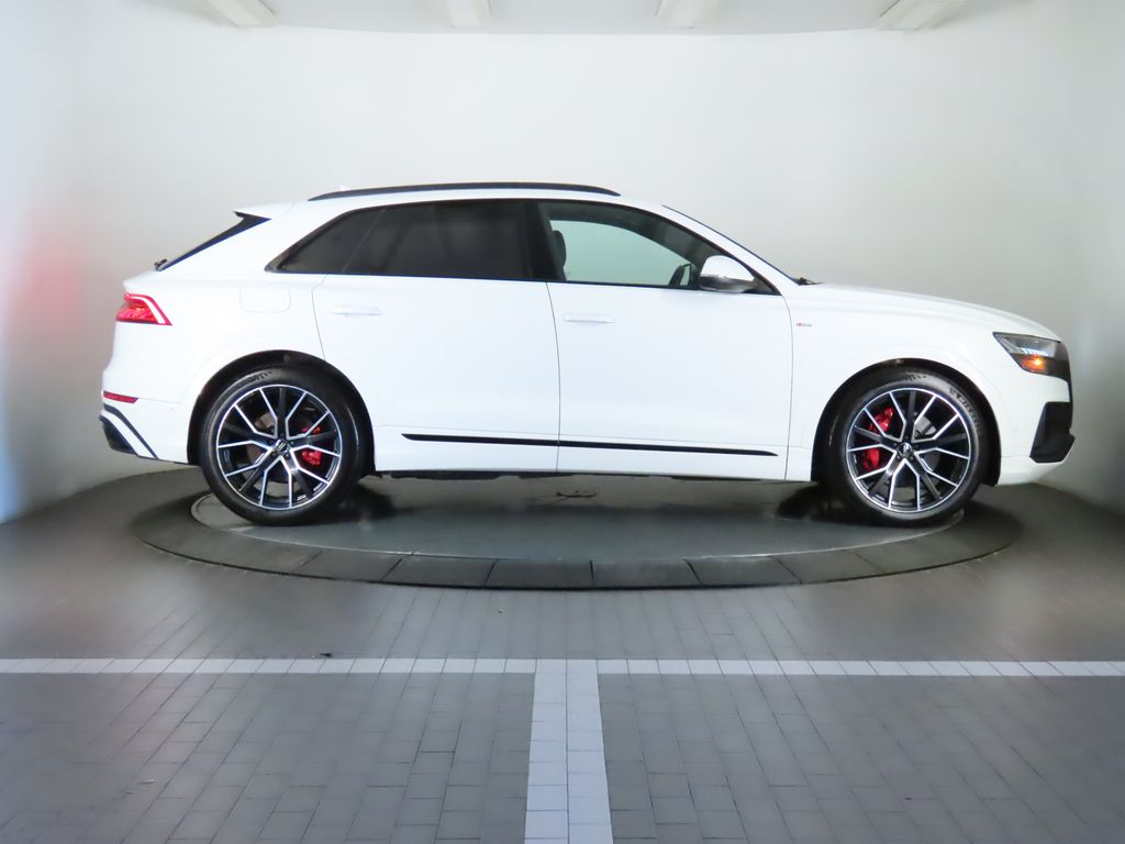 Thumbnail: 2019 Audi Q8 - 8
