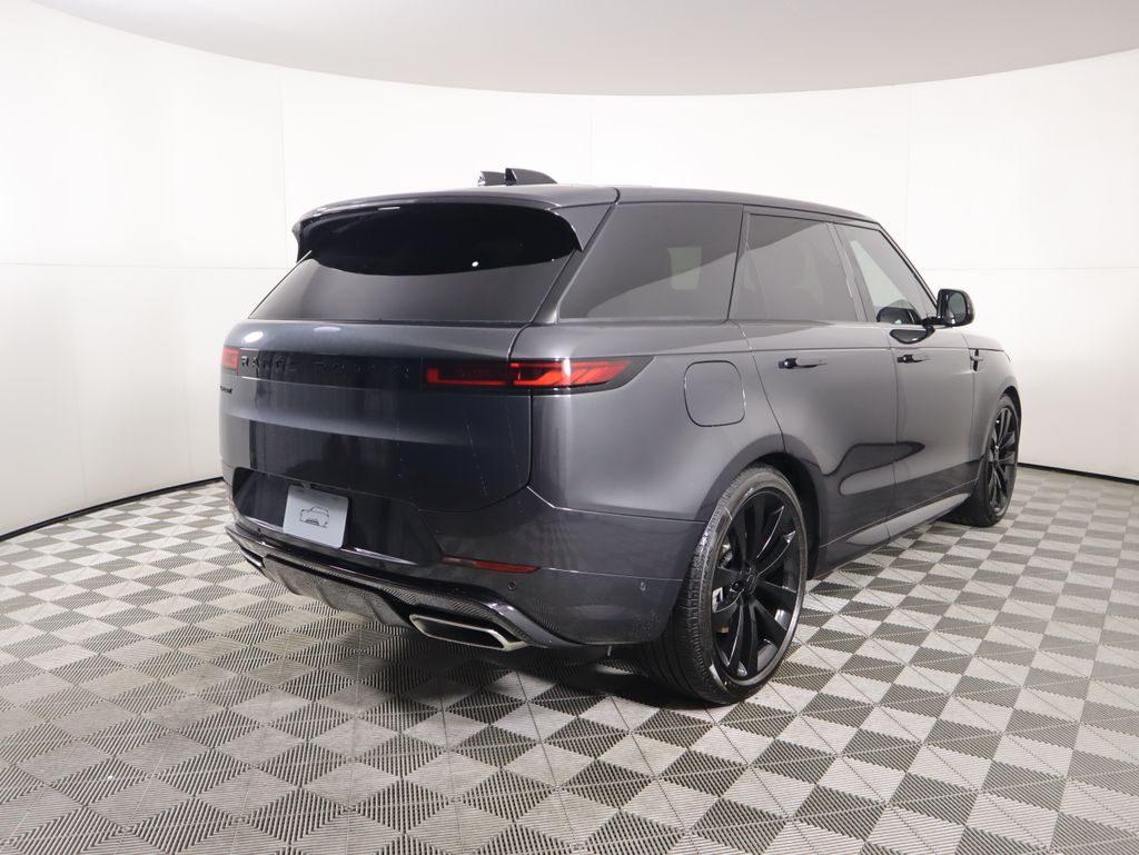 Thumbnail: 2026 Land Rover Range Rover Sport - 5
