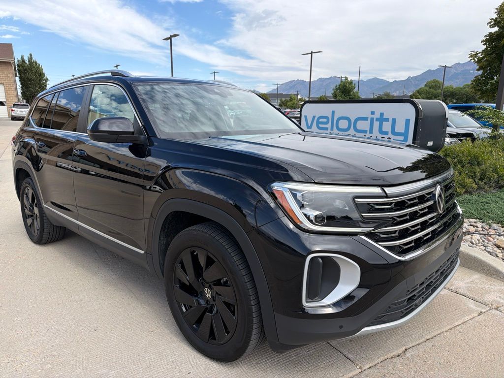 Black 2025 Volkswagen Atlas SUV / Crossover All-Wheel Drive 8-Speed Automatic