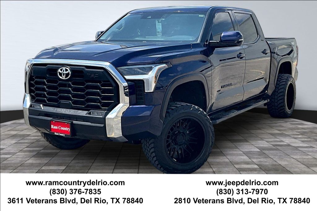 2022 Toyota Tundra SR5