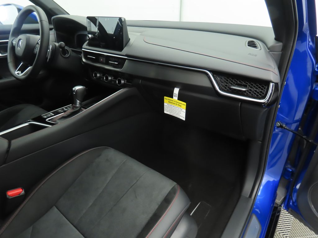 Thumbnail: 2025 Acura ADX - 18