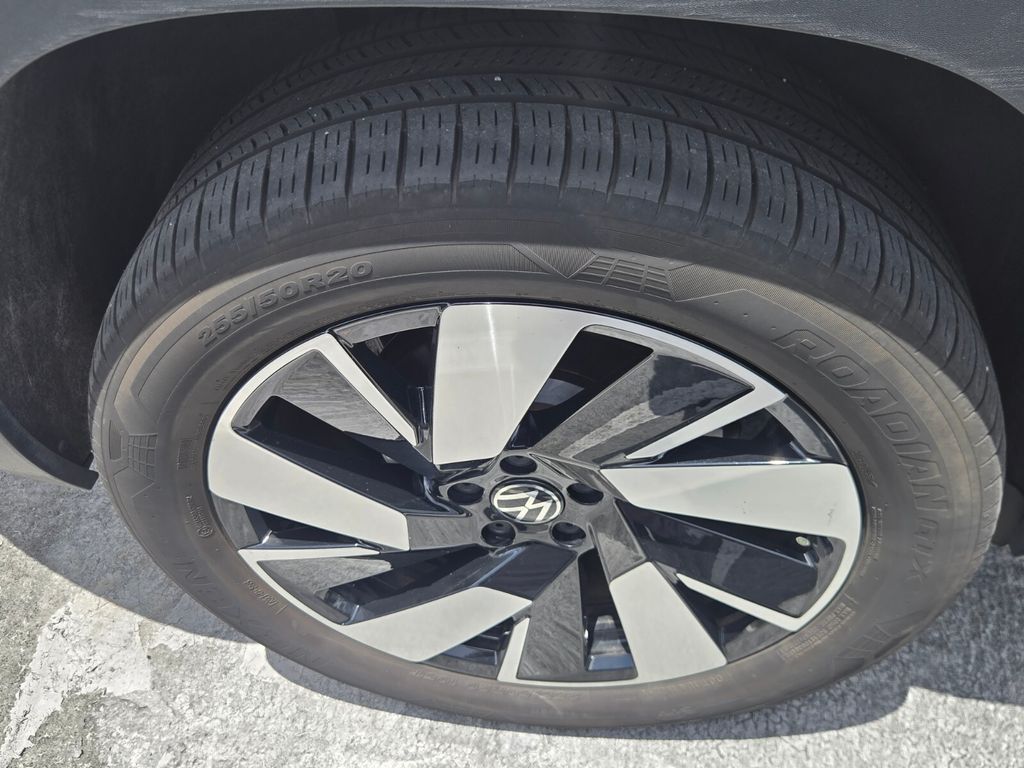 2024 Volkswagen Atlas - $27,000