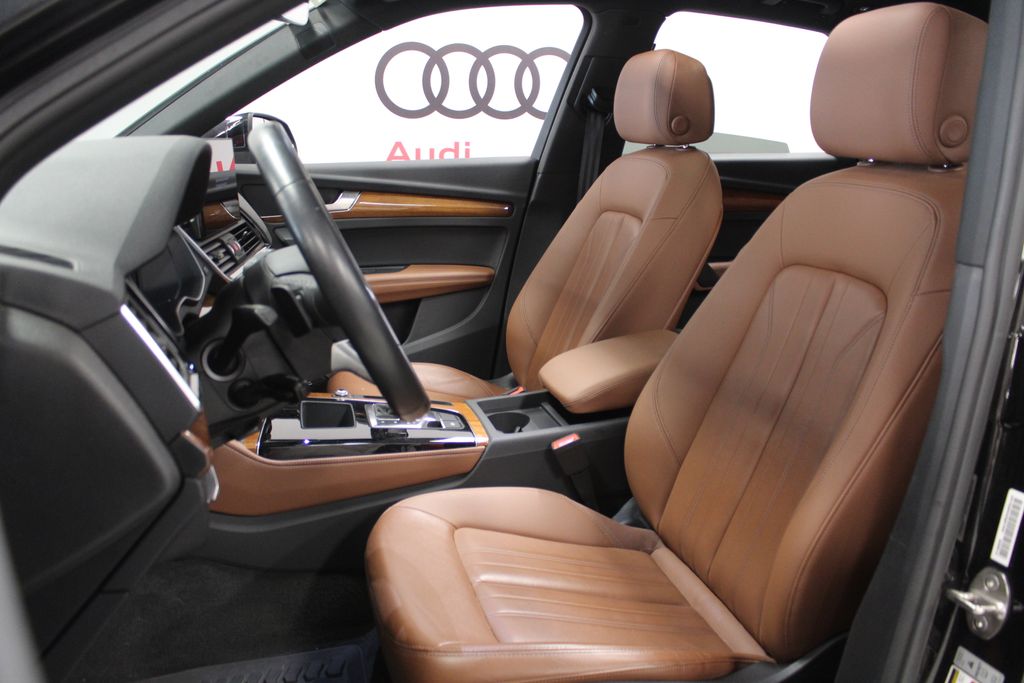 Thumbnail: 2023 Audi Q5 - 12