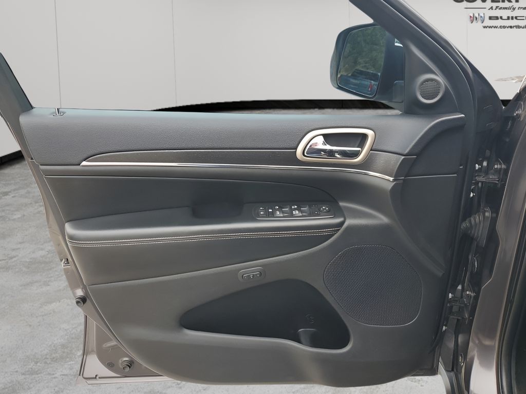 Used Car 2015 Jeep Grand Cherokee  Limited For Sale Under $15,000 In Austin, Texas