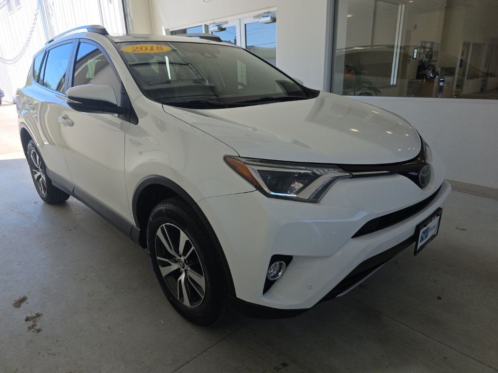 Super White 2018 Toyota RAV4 SUV / Crossover All-Wheel Drive 6-Speed Automatic