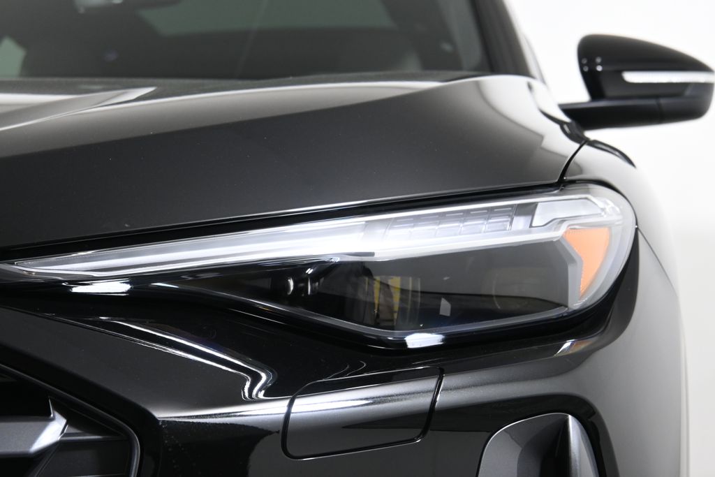 Thumbnail: 2025 Audi Q5 - 10