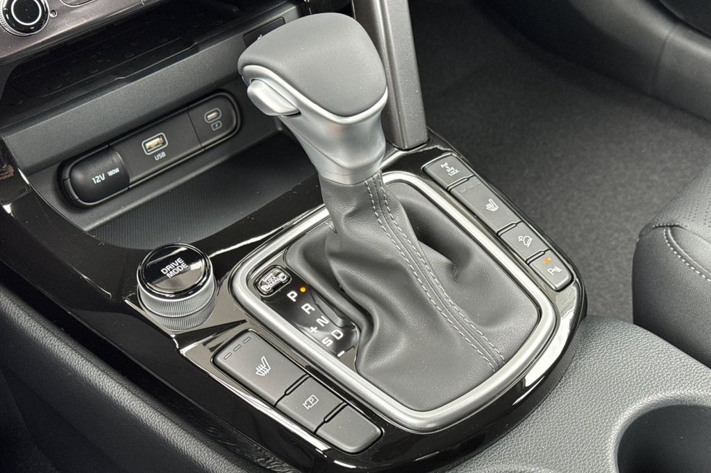 new 2026 Kia Seltos car, priced at $30,385