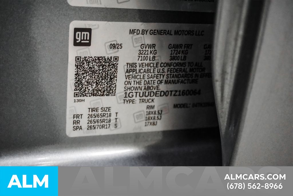 Used 2026 Silver GMC SLT image 59