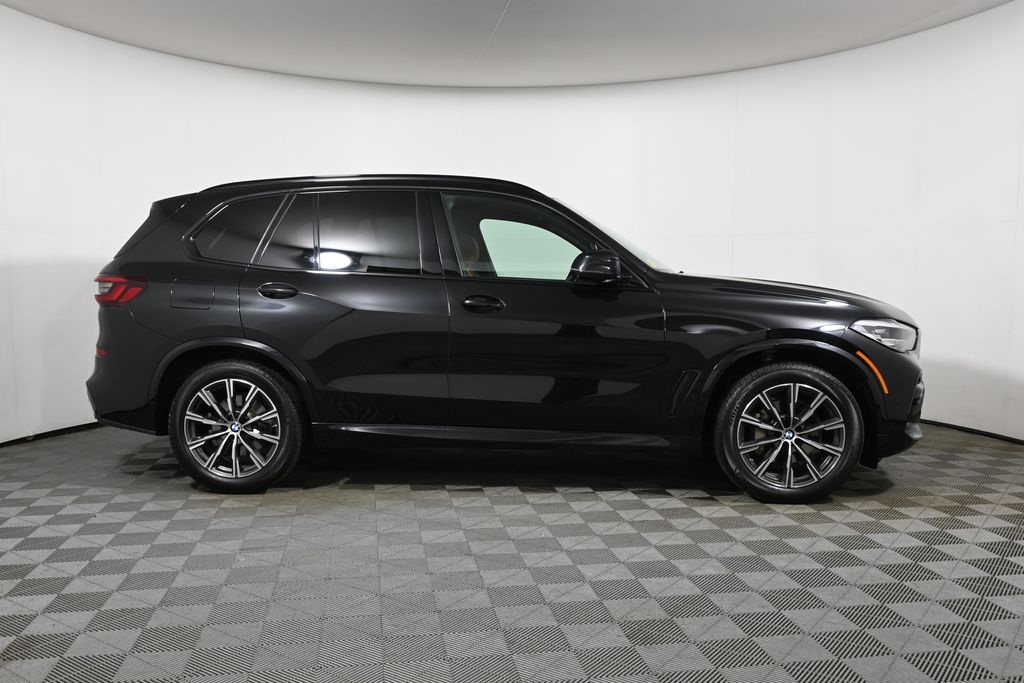 Thumbnail: 2023 BMW X5 - 8